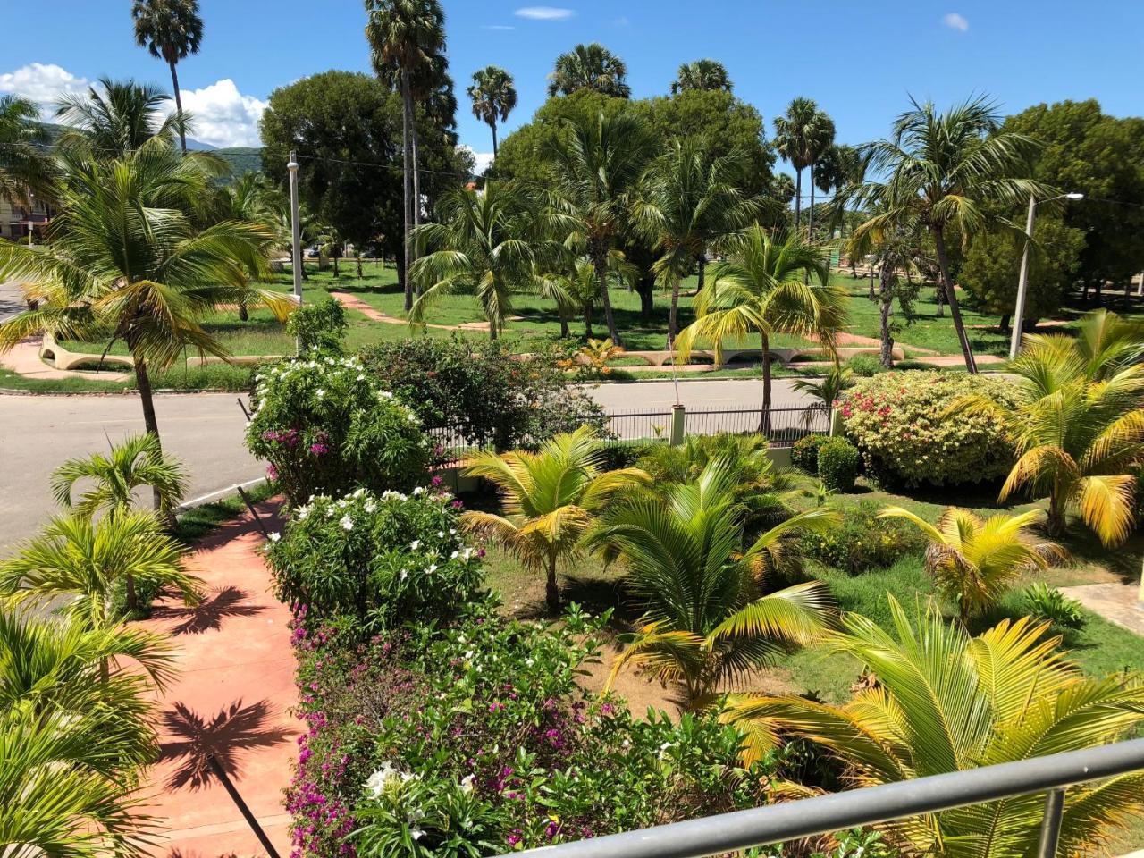 Hotel Guarocuya De Barahona Dış mekan fotoğraf