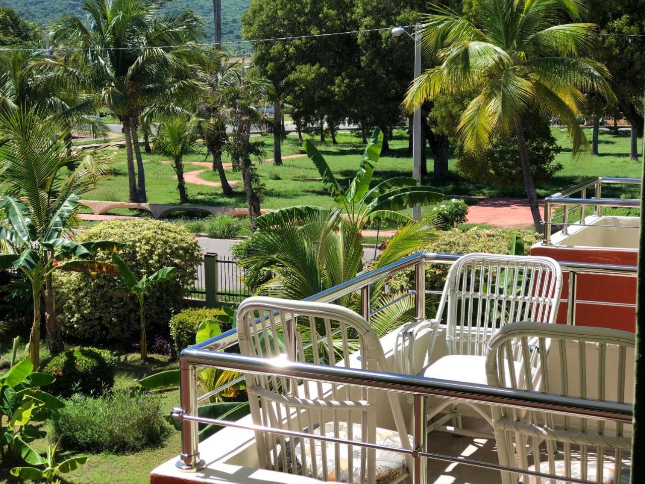 Hotel Guarocuya De Barahona Dış mekan fotoğraf